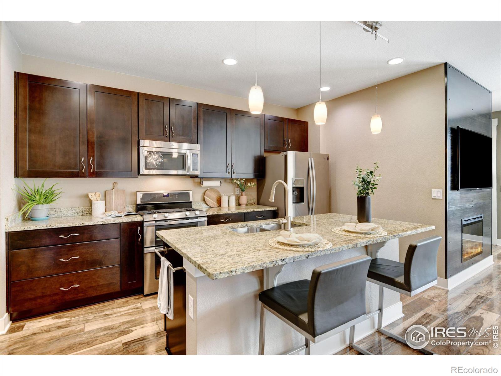 MLS Image #5 for 8459  sheps way,broomfield, Colorado