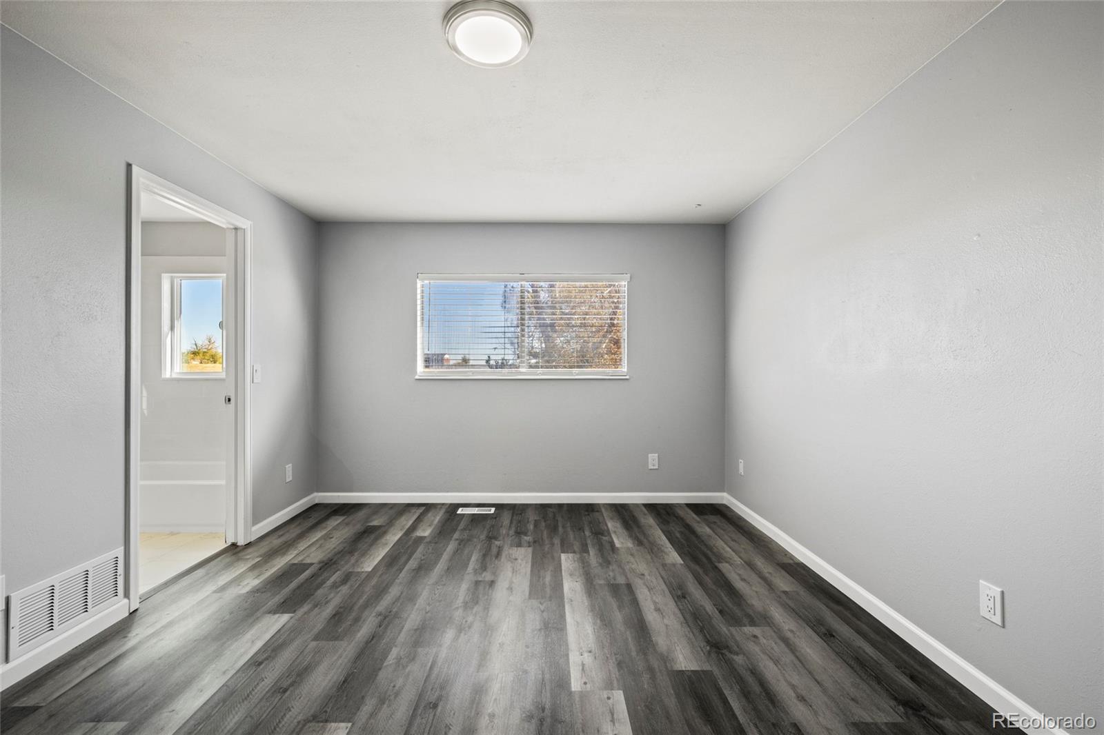 MLS Image #16 for 11142  hudson place,denver, Colorado