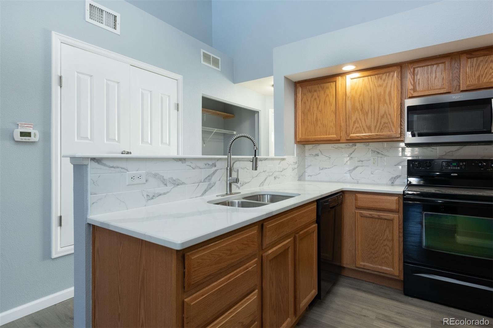 MLS Image #10 for 2542 s bahama circle d,aurora, Colorado