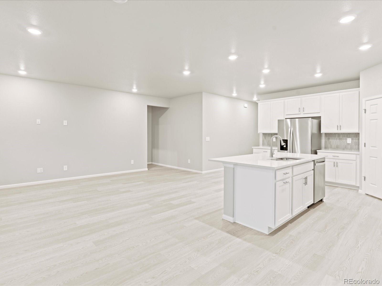 MLS Image #17 for 24017 e atlantic place,aurora, Colorado