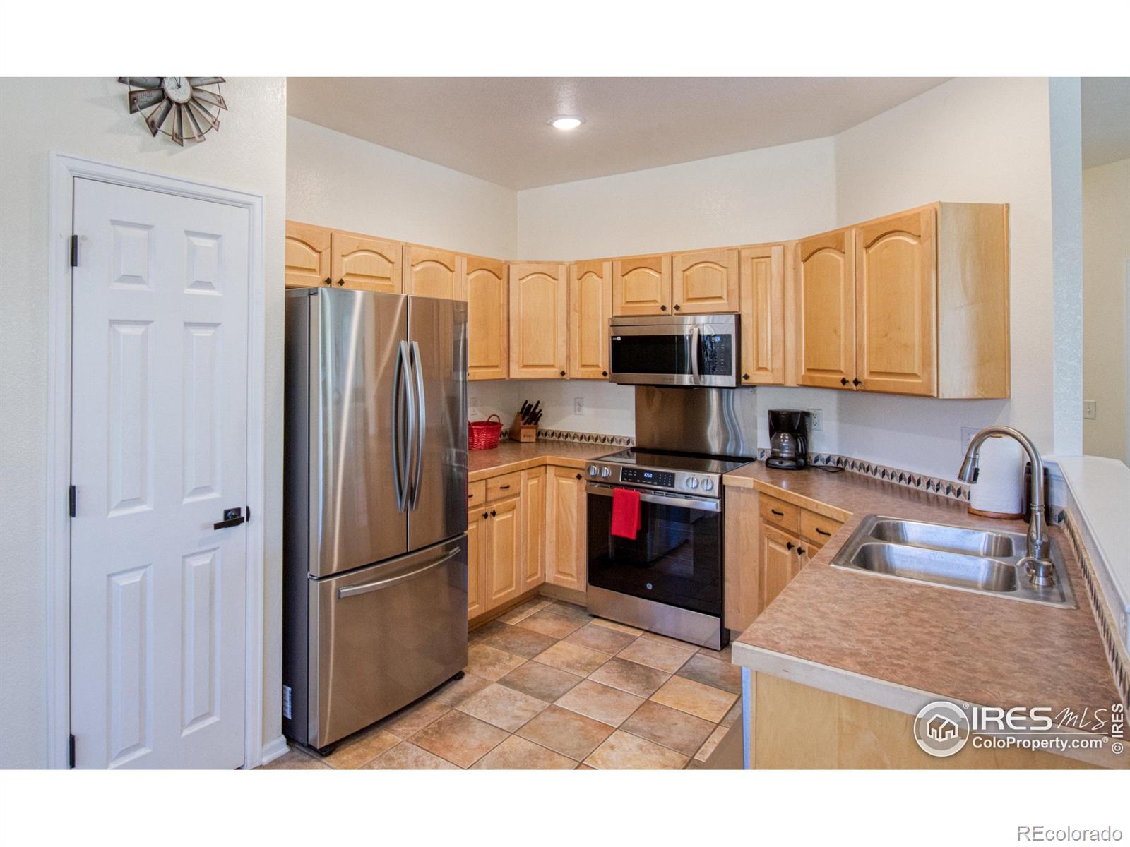 MLS Image #11 for 13708  legend trail,broomfield, Colorado