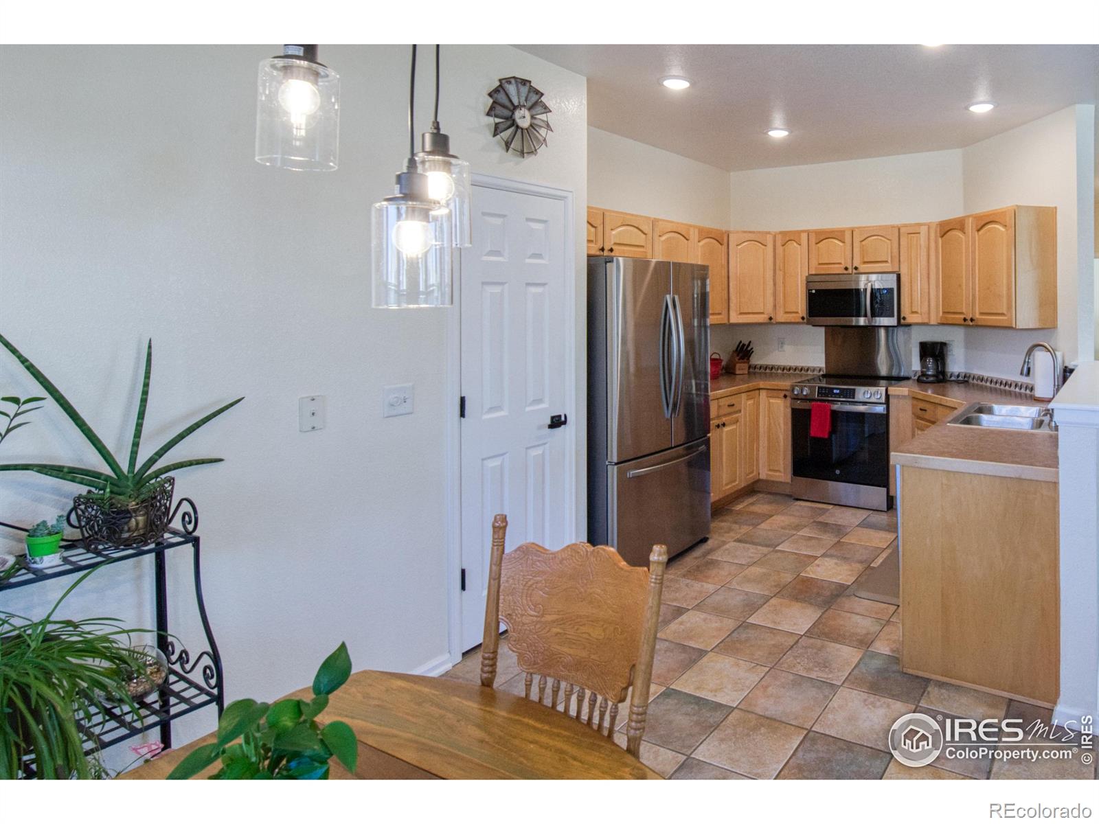 MLS Image #13 for 13708  legend trail,broomfield, Colorado