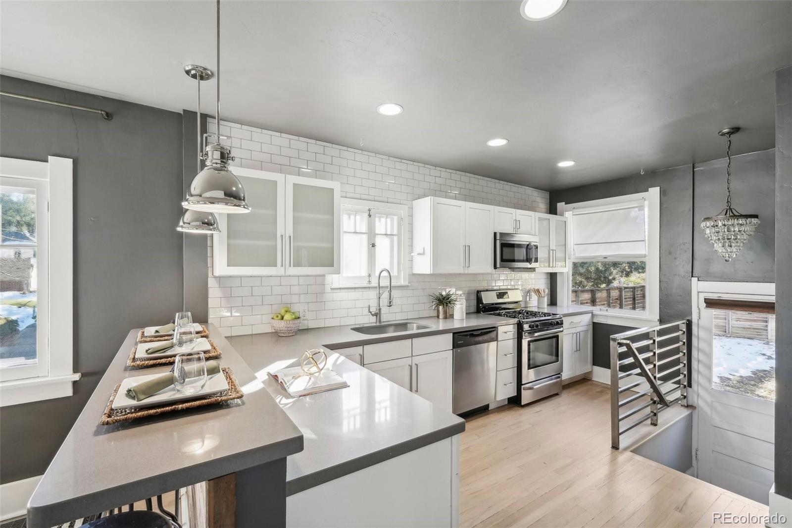 MLS Image #10 for 601  jackson street,denver, Colorado