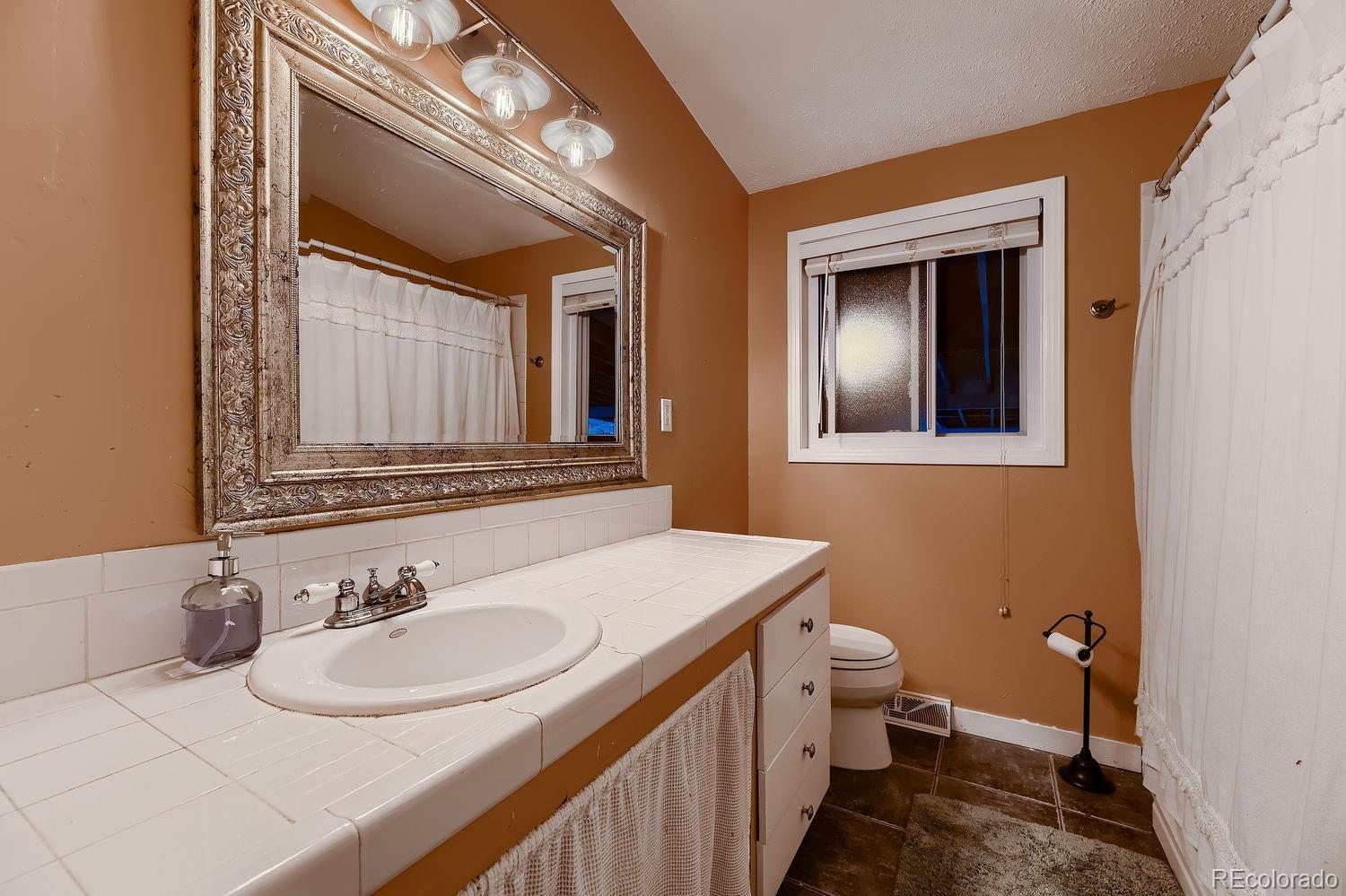 MLS Image #13 for 6524 s datura street,littleton, Colorado