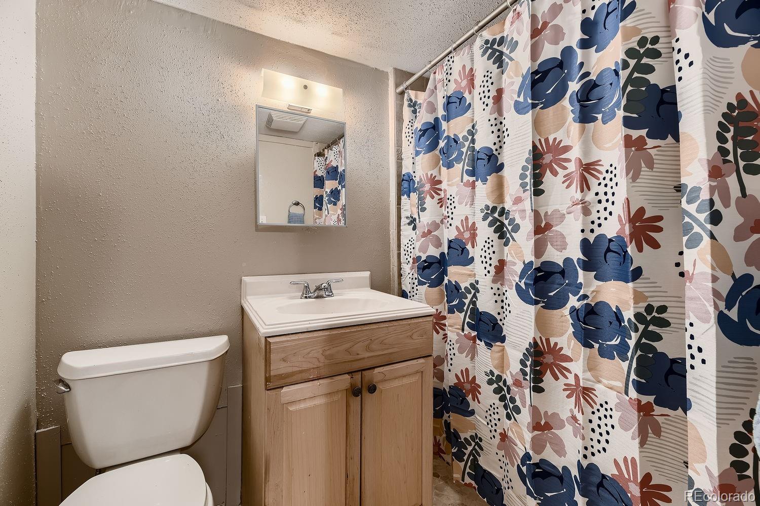 MLS Image #19 for 6524 s datura street,littleton, Colorado