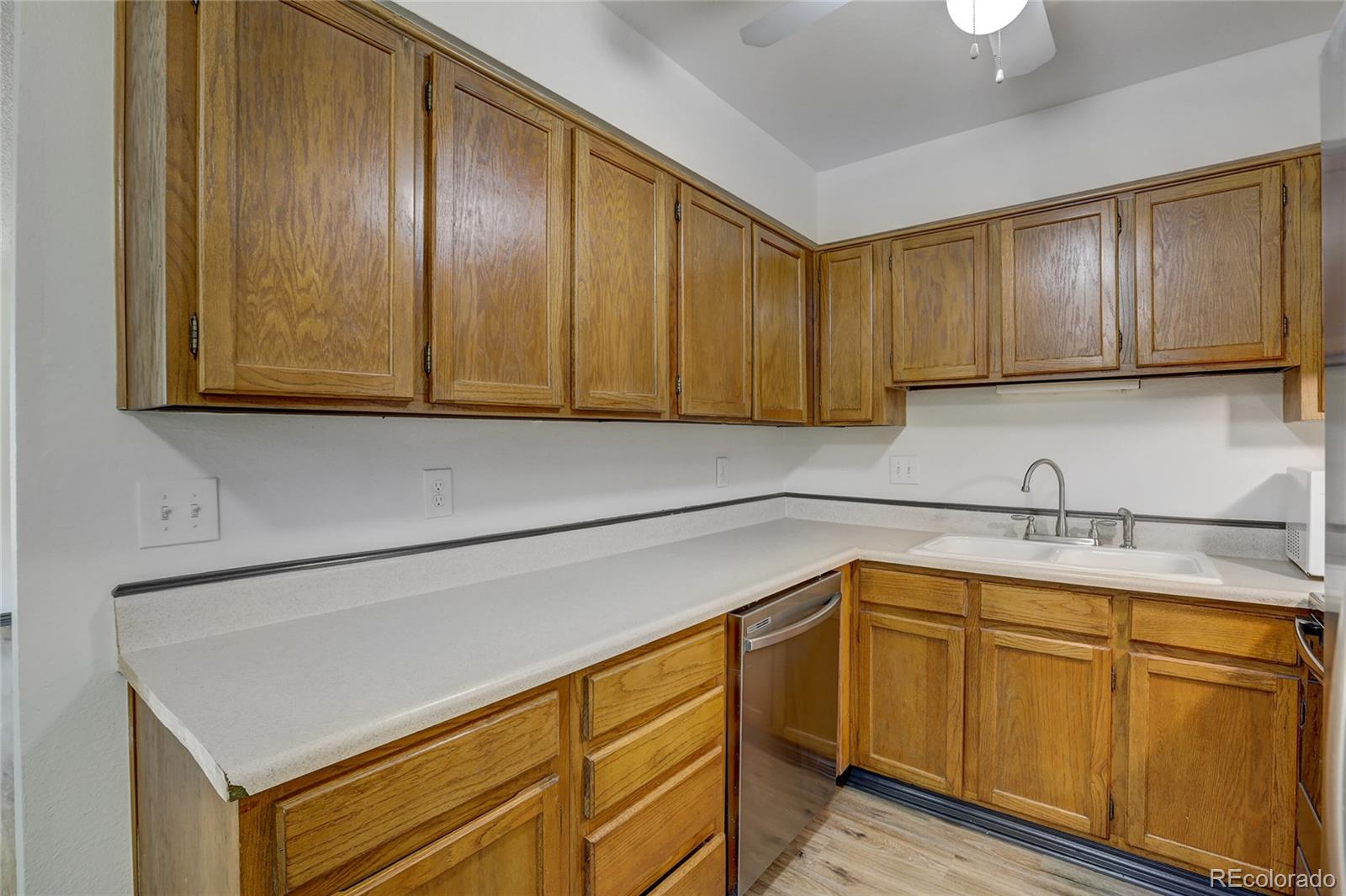 MLS Image #7 for 677  vrain street,denver, Colorado