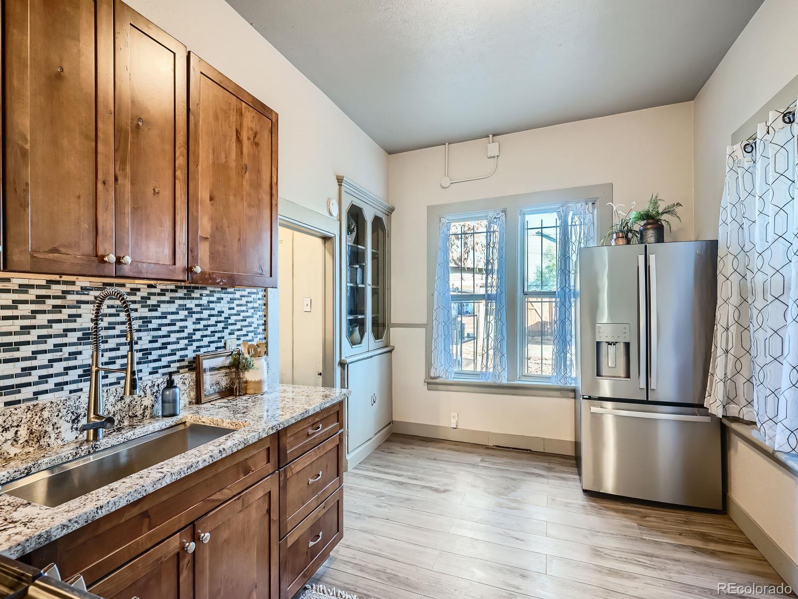 MLS Image #5 for 922  mariposa street,denver, Colorado