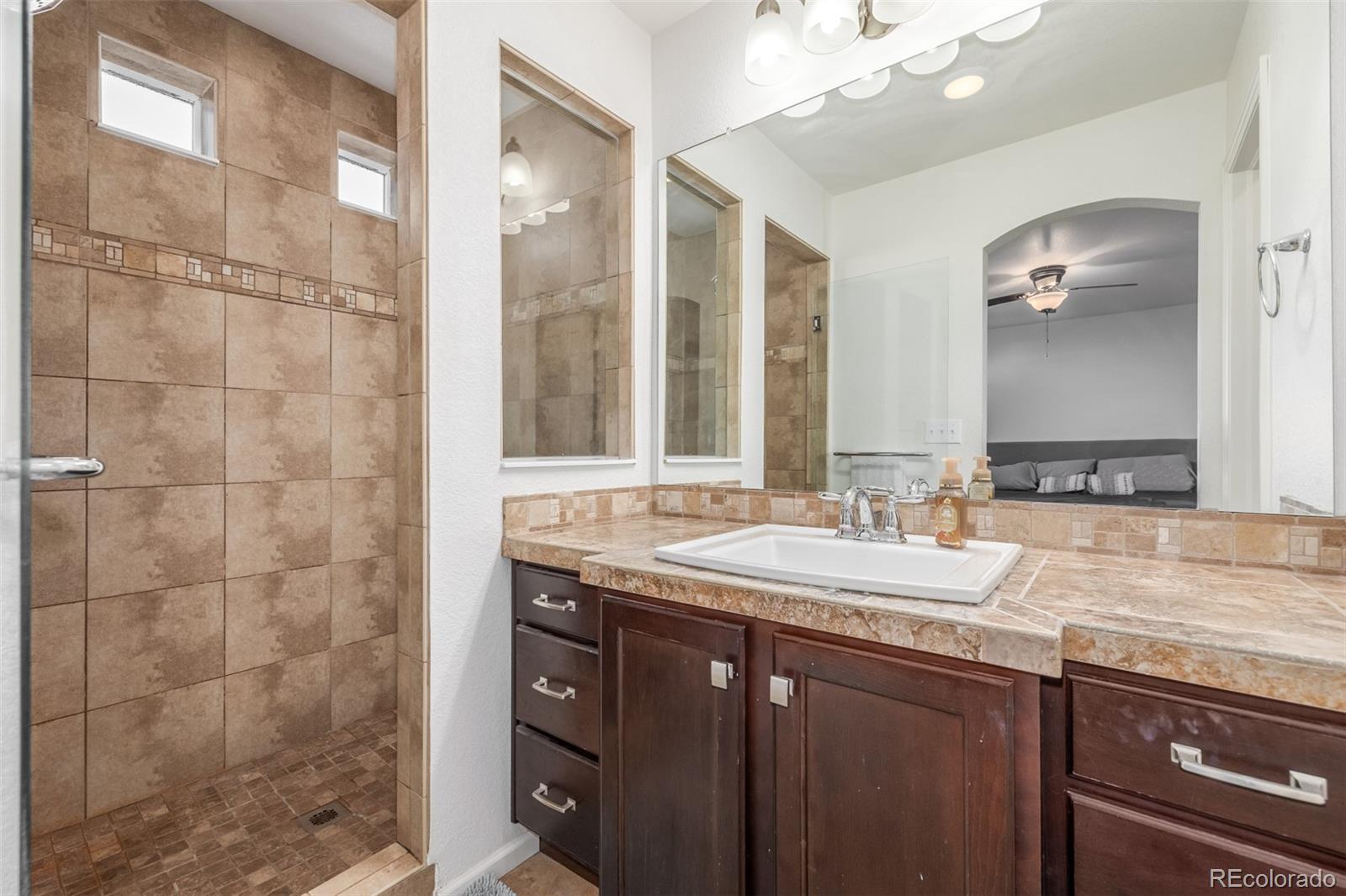 MLS Image #19 for 20886  robins drive,denver, Colorado