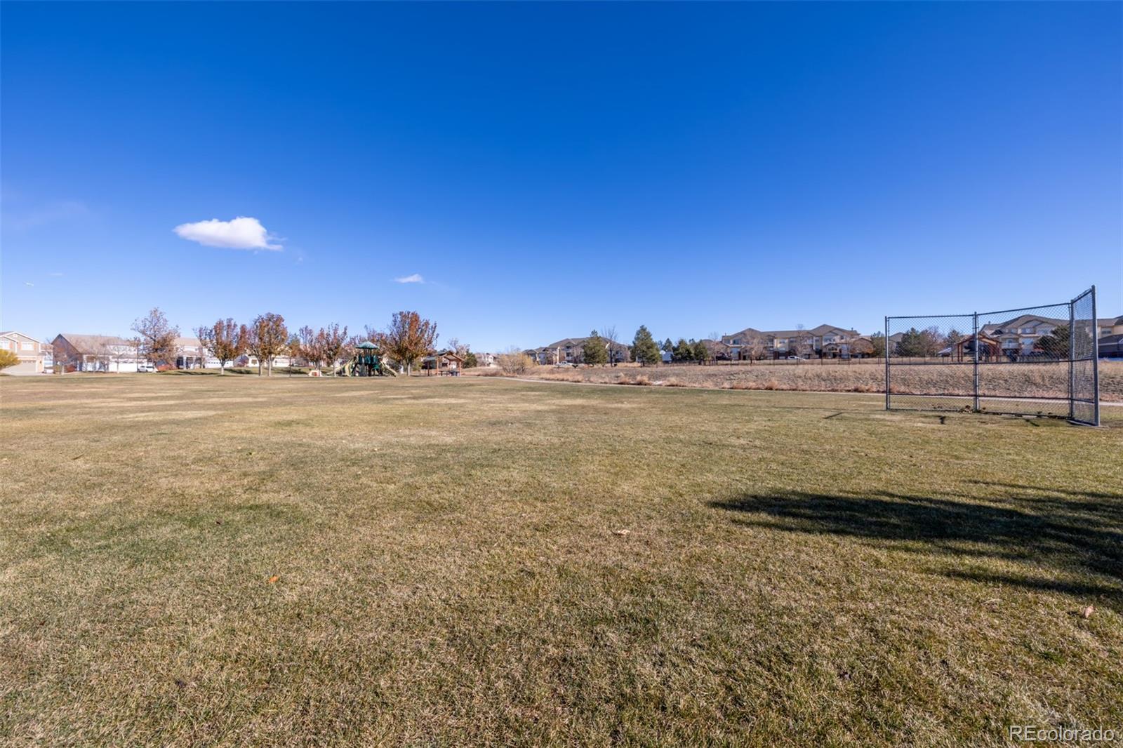 MLS Image #37 for 20886  robins drive,denver, Colorado