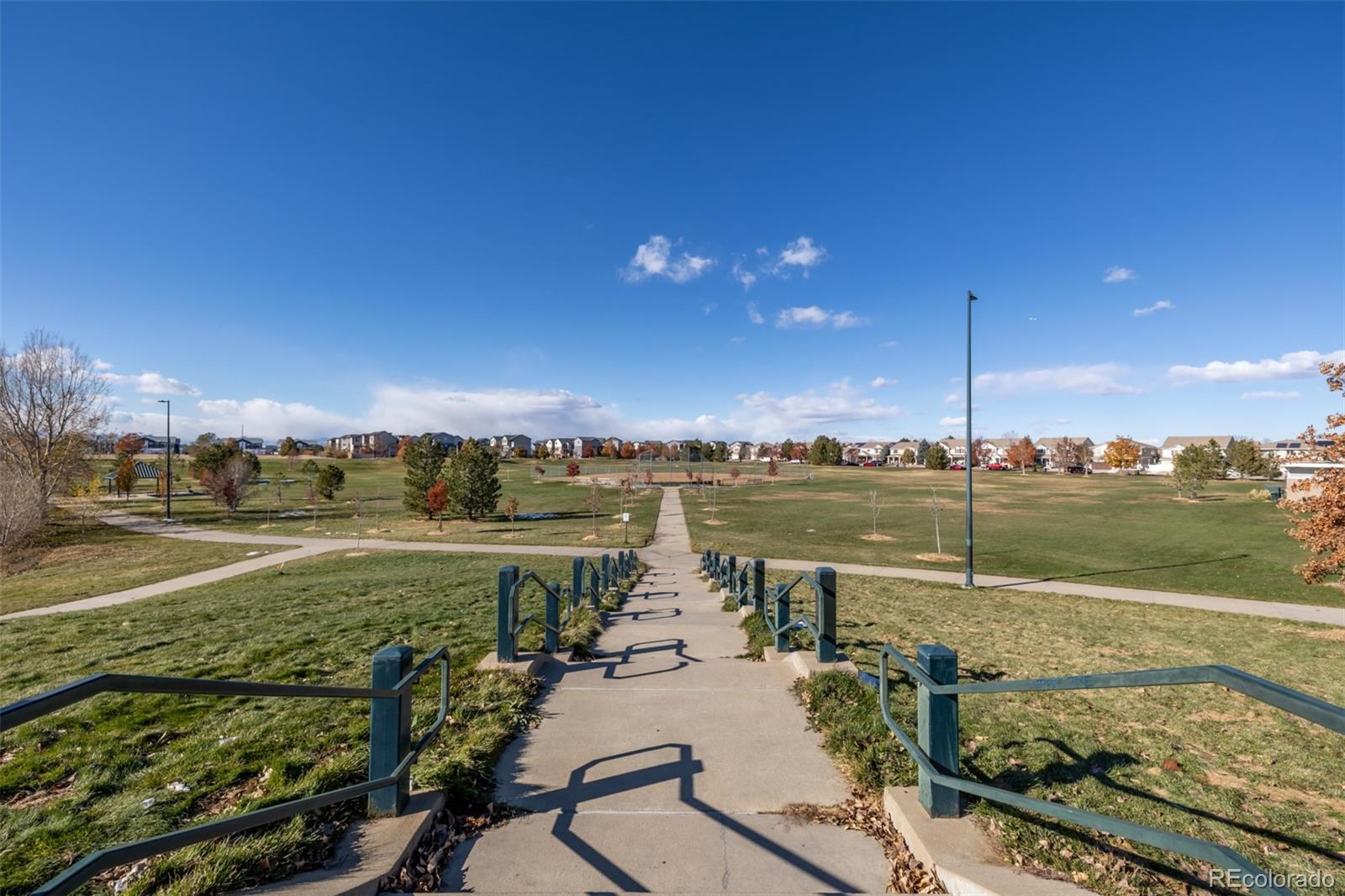 MLS Image #41 for 20886  robins drive,denver, Colorado