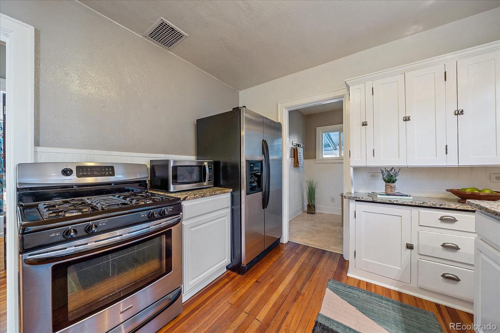 MLS Image #12 for 3970  sheridan boulevard,denver, Colorado