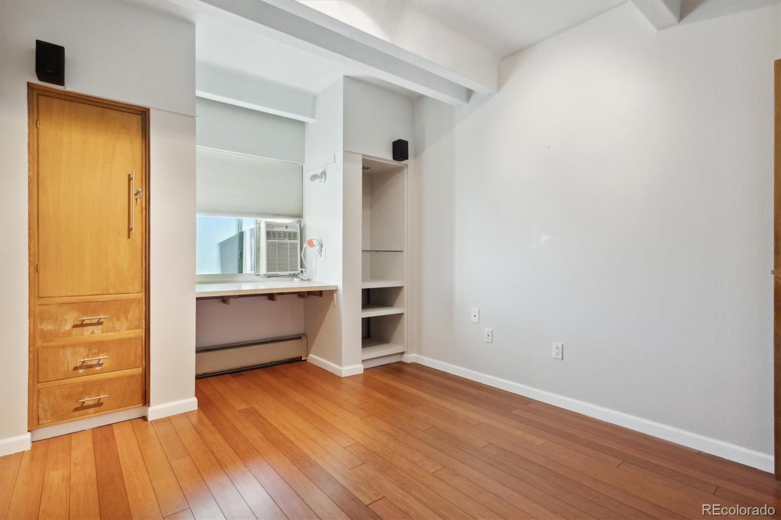 MLS Image #10 for 590 n logan street,denver, Colorado