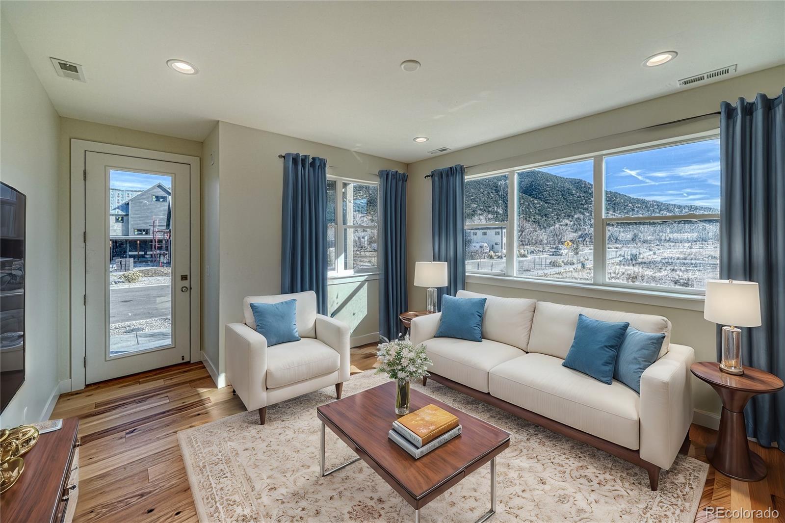 MLS Image #6 for 261  southside loop,salida, Colorado