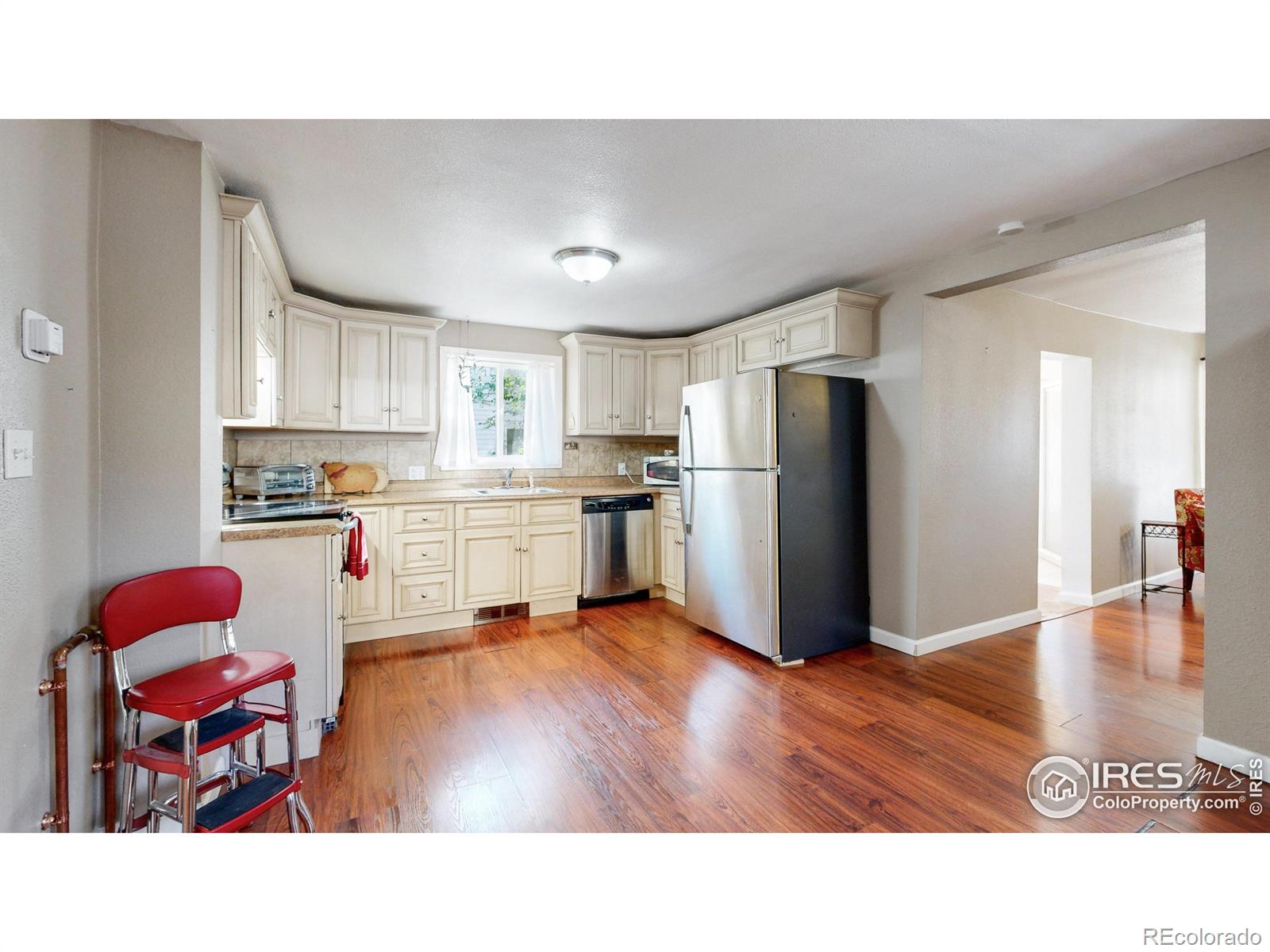 MLS Image #6 for 815 e 7th street,loveland, Colorado