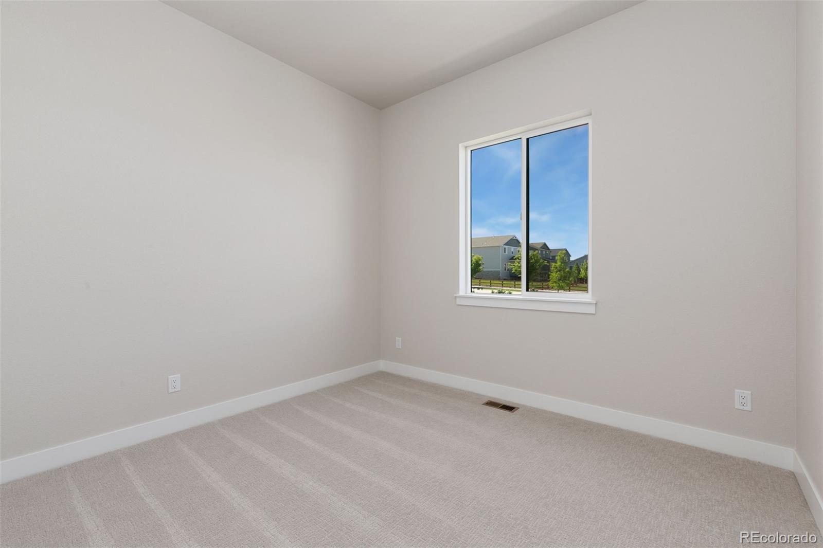 MLS Image #13 for 1719  branching canopy drive,windsor, Colorado