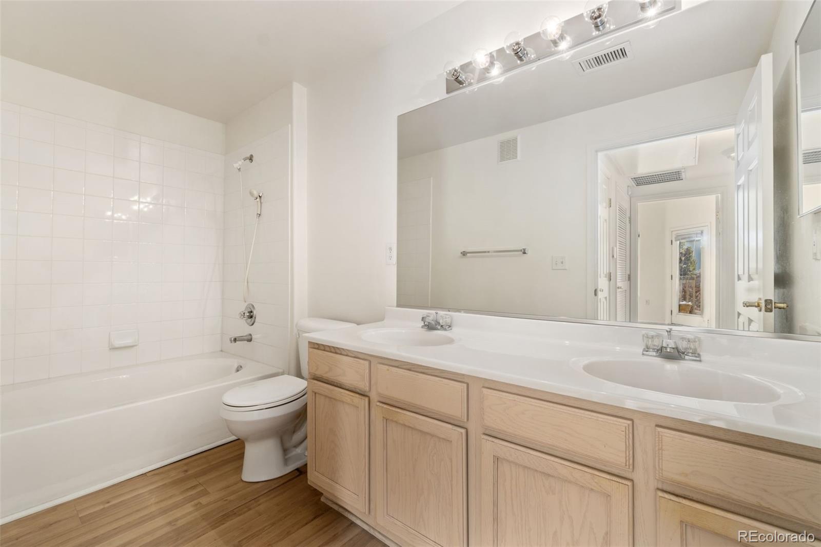 MLS Image #21 for 5425 s dover street 102,littleton, Colorado