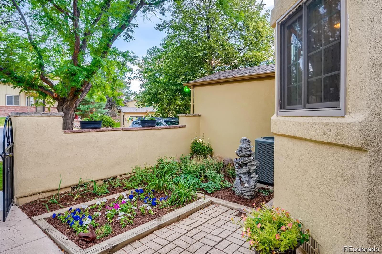 MLS Image #2 for 18623 e saratoga place,aurora, Colorado