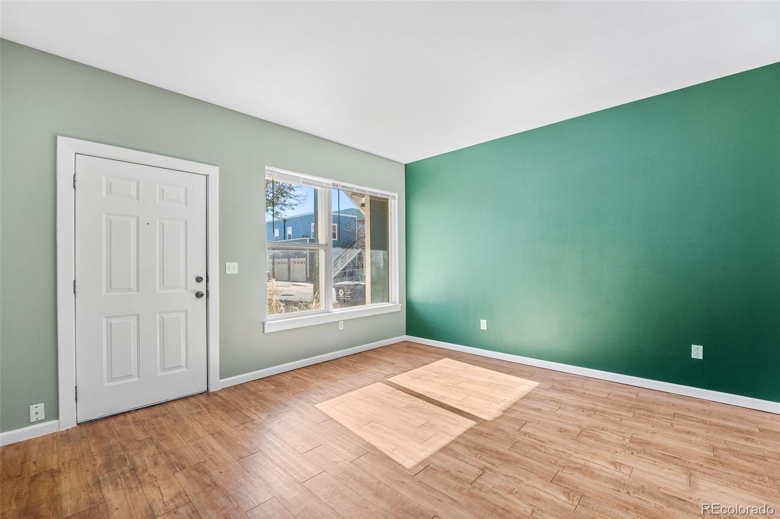 MLS Image #3 for 2809  syracuse court,denver, Colorado