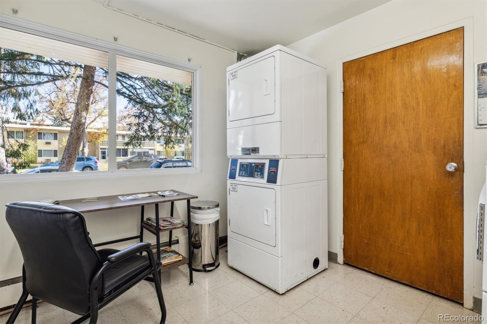 MLS Image #13 for 705 s clinton street 10b,denver, Colorado