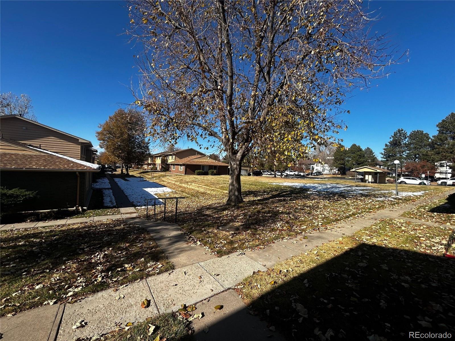 MLS Image #6 for 12624 e kansas place,aurora, Colorado