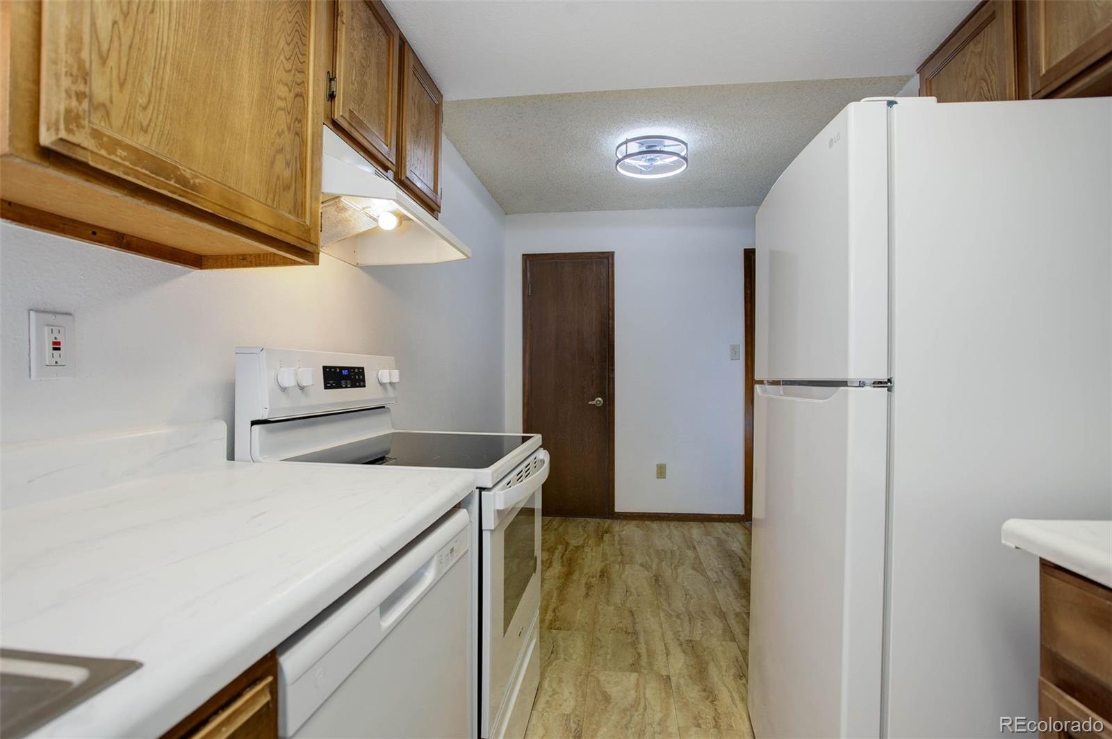 MLS Image #6 for 1848 s ammons street,lakewood, Colorado