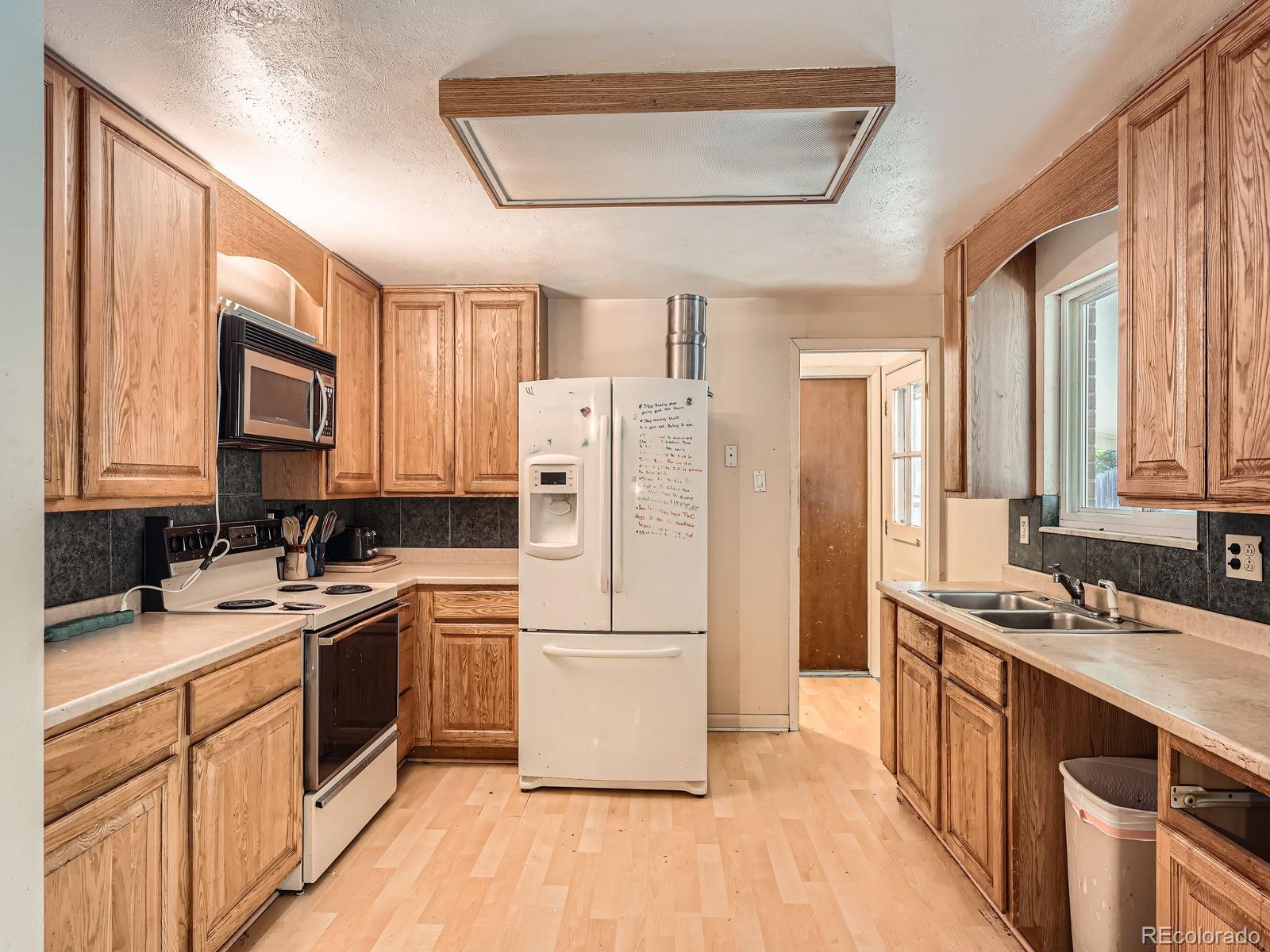 MLS Image #6 for 8236 w 71st place,arvada, Colorado