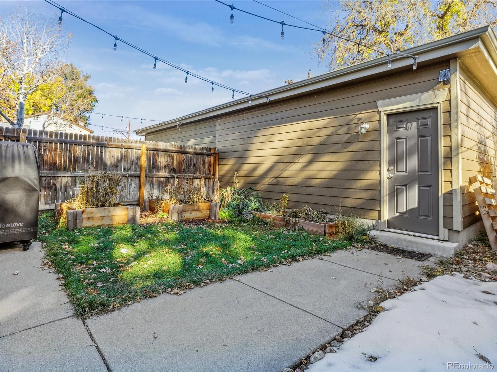 MLS Image #27 for 2444 s high street,denver, Colorado