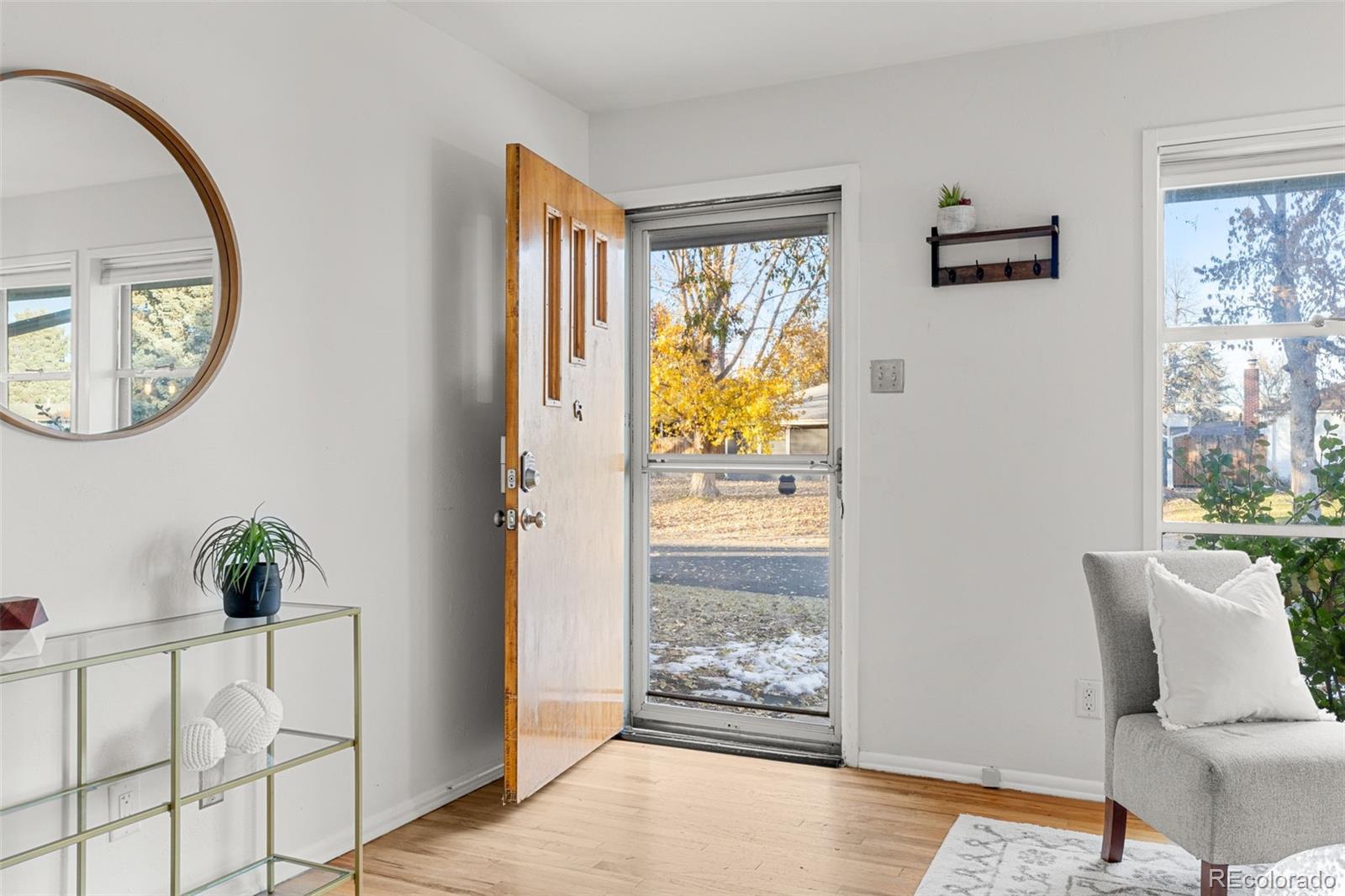 MLS Image #4 for 4860 e kansas drive,denver, Colorado