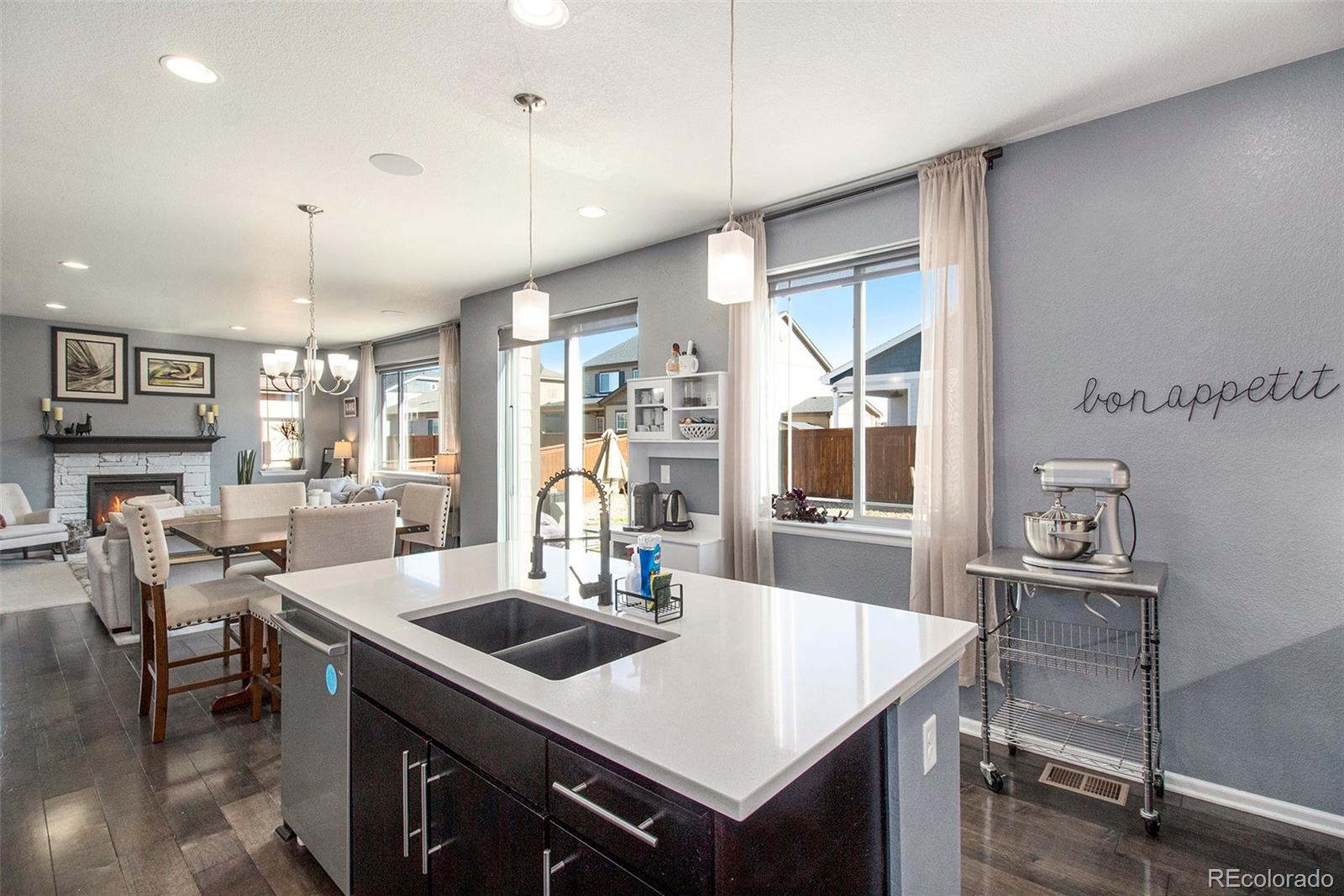 MLS Image #14 for 16 n jackson gap way,aurora, Colorado