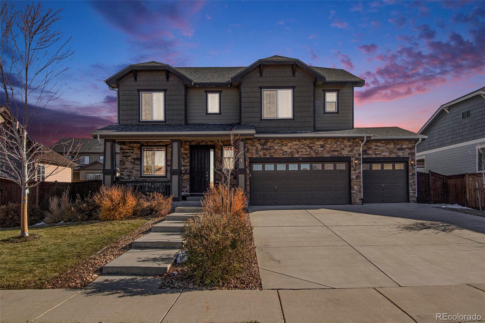 MLS Image #2 for 16 n jackson gap way,aurora, Colorado