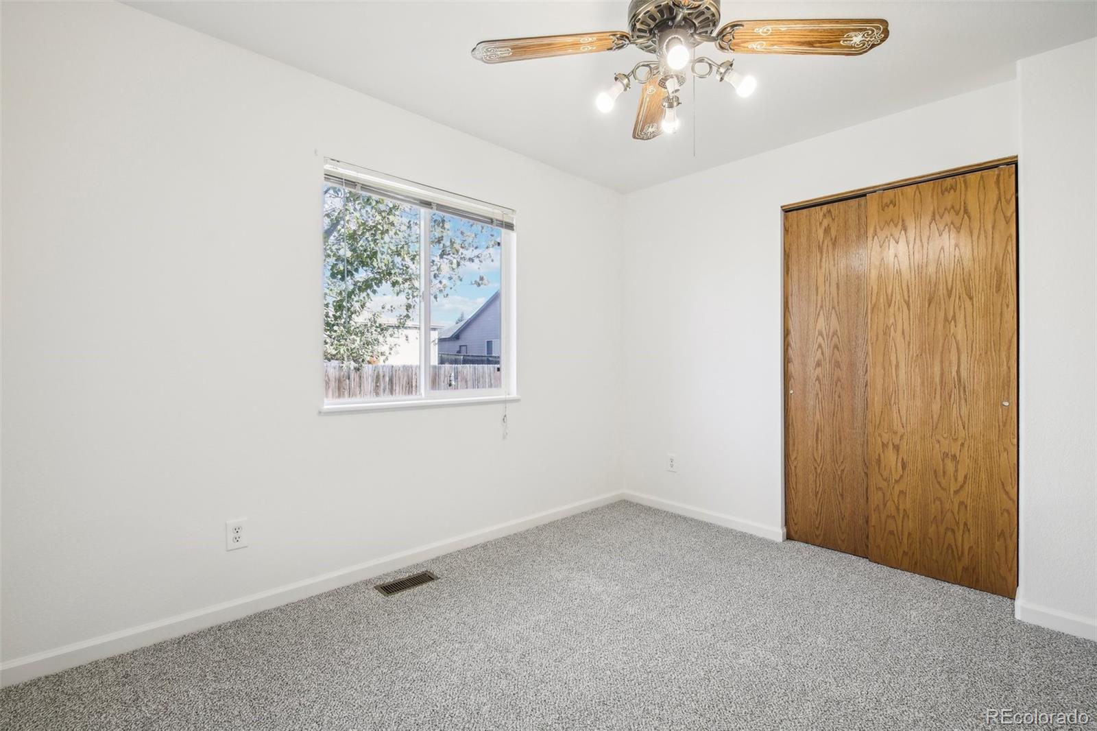 MLS Image #16 for 447  la costa lane,johnstown, Colorado