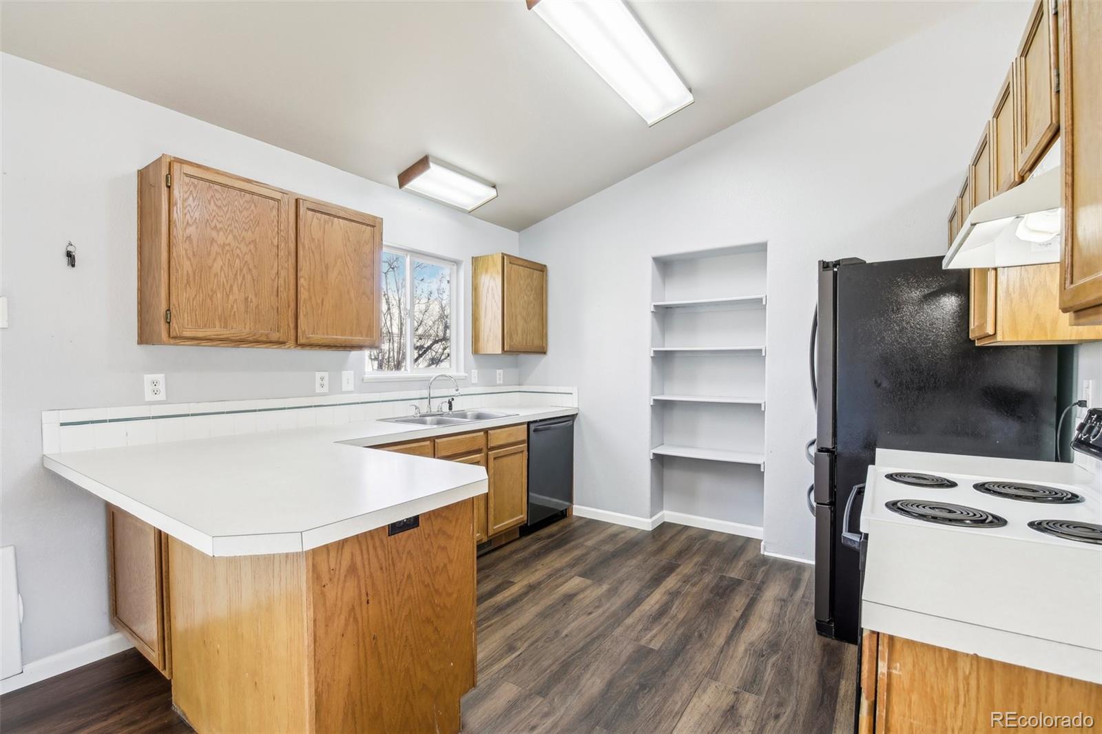 MLS Image #6 for 447  la costa lane,johnstown, Colorado