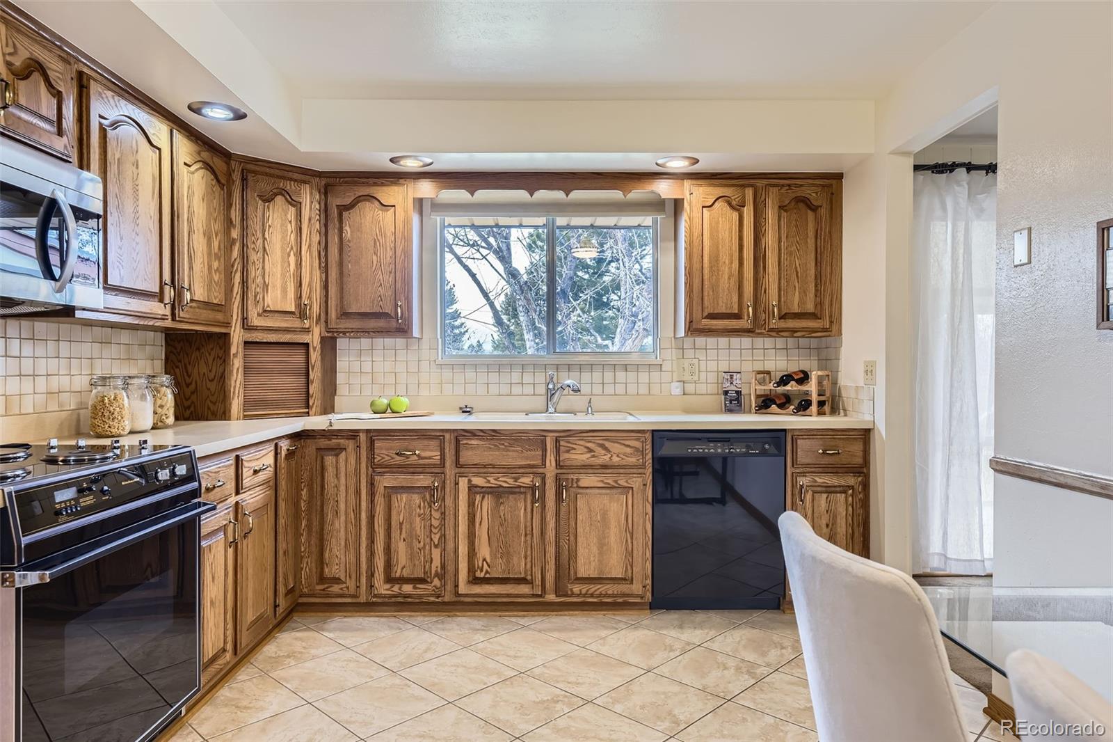 MLS Image #10 for 7419 s birch street,centennial, Colorado