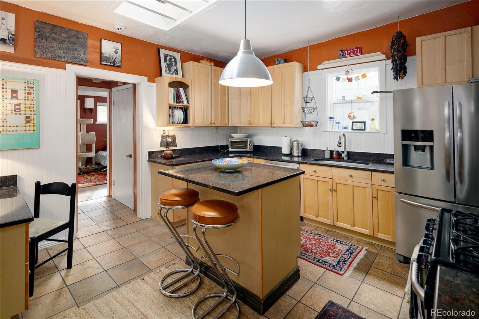 MLS Image #11 for 34 w maple avenue,denver, Colorado