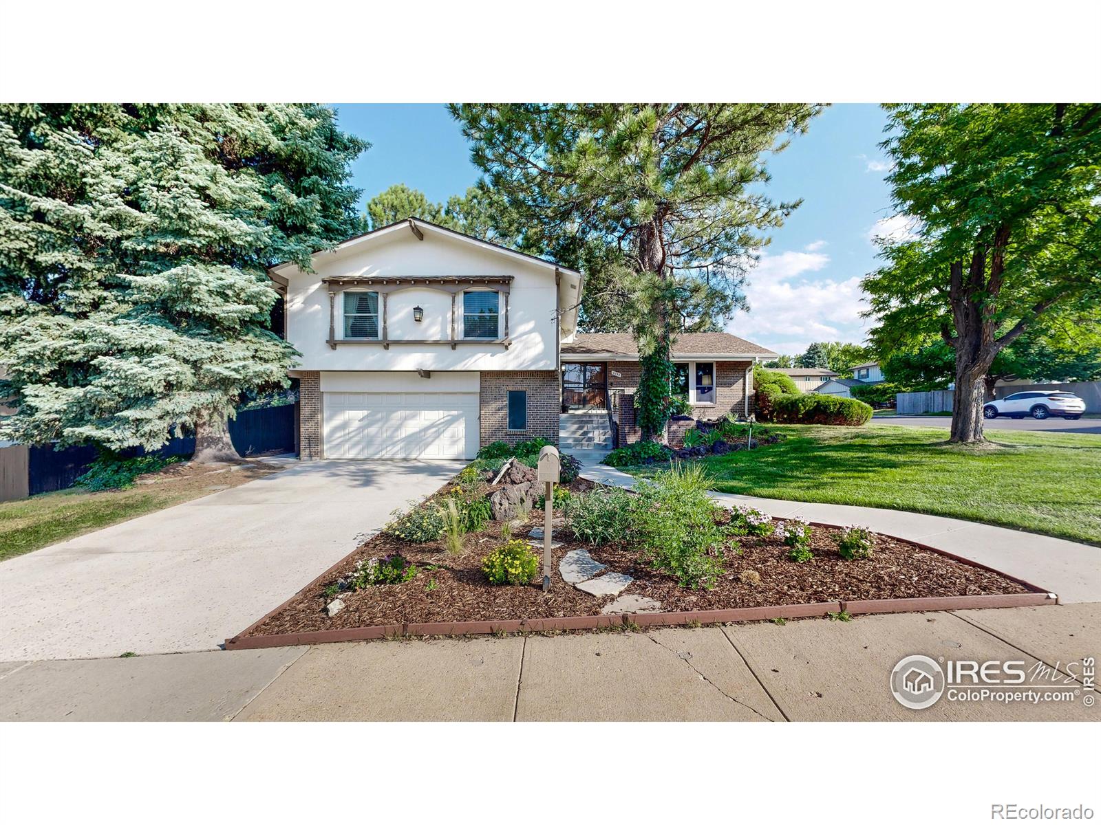 MLS Image #30 for 3752 s rosemary way,denver, Colorado