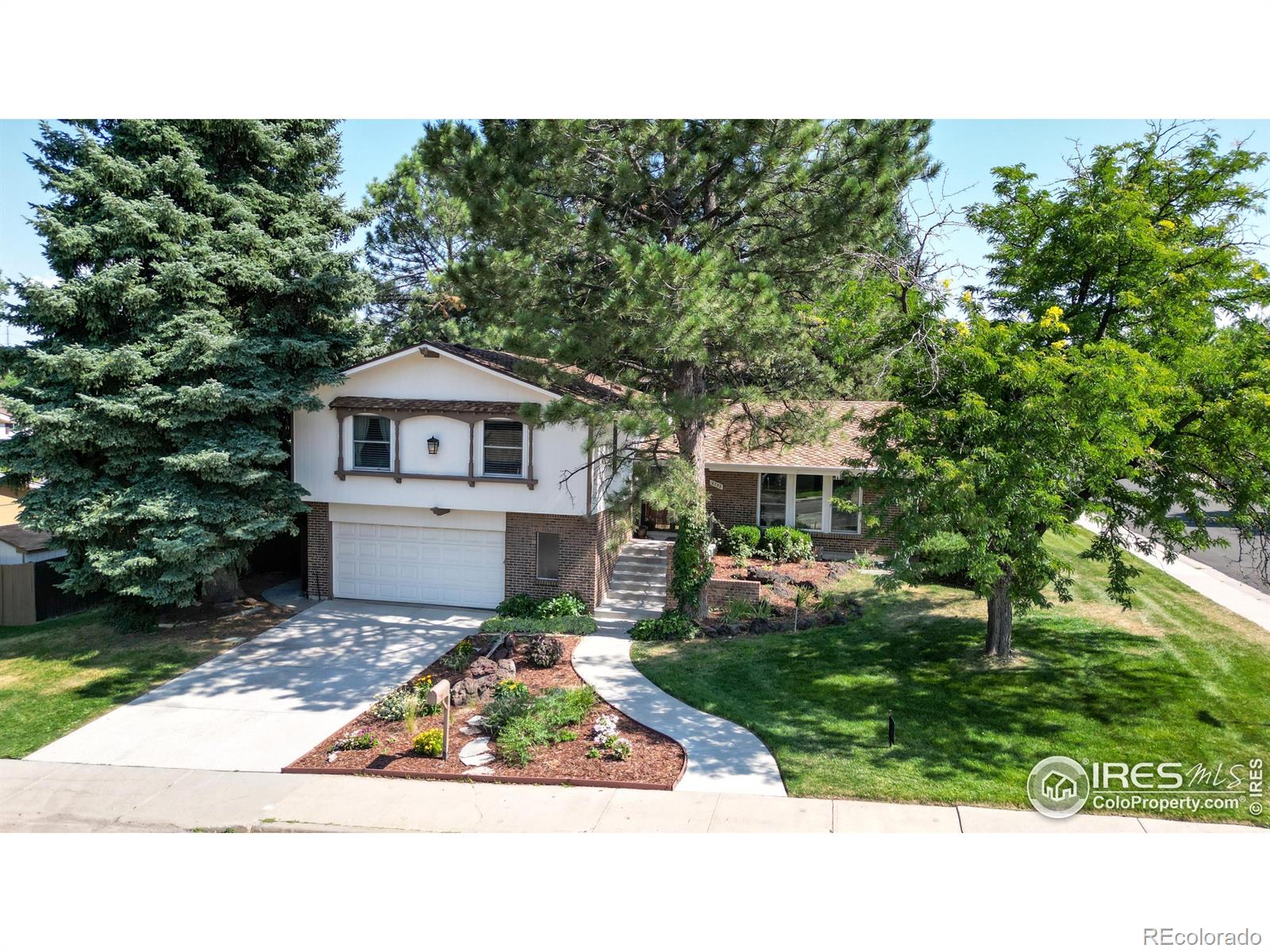 MLS Image #32 for 3752 s rosemary way,denver, Colorado