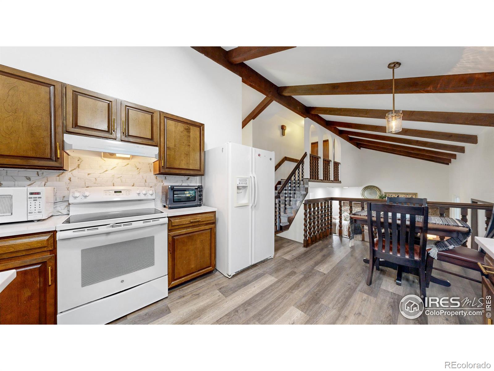 MLS Image #7 for 3752 s rosemary way,denver, Colorado