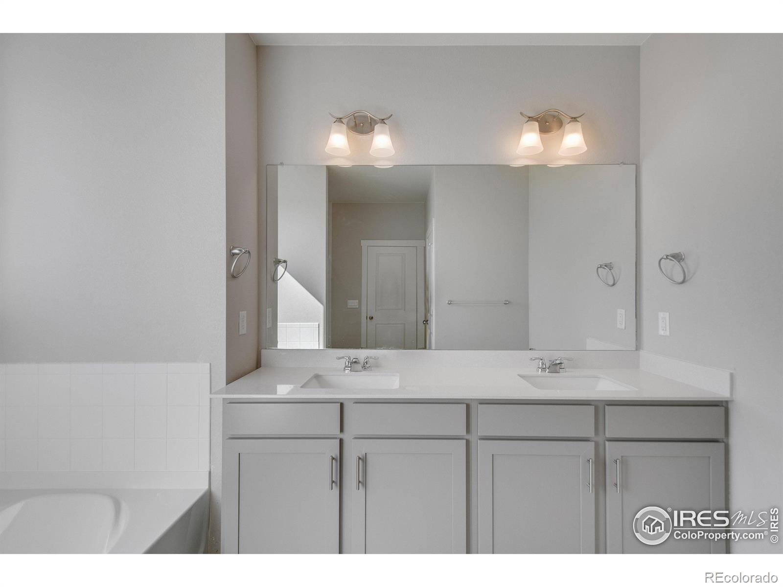 MLS Image #13 for 1815  chaffee crest drive,berthoud, Colorado