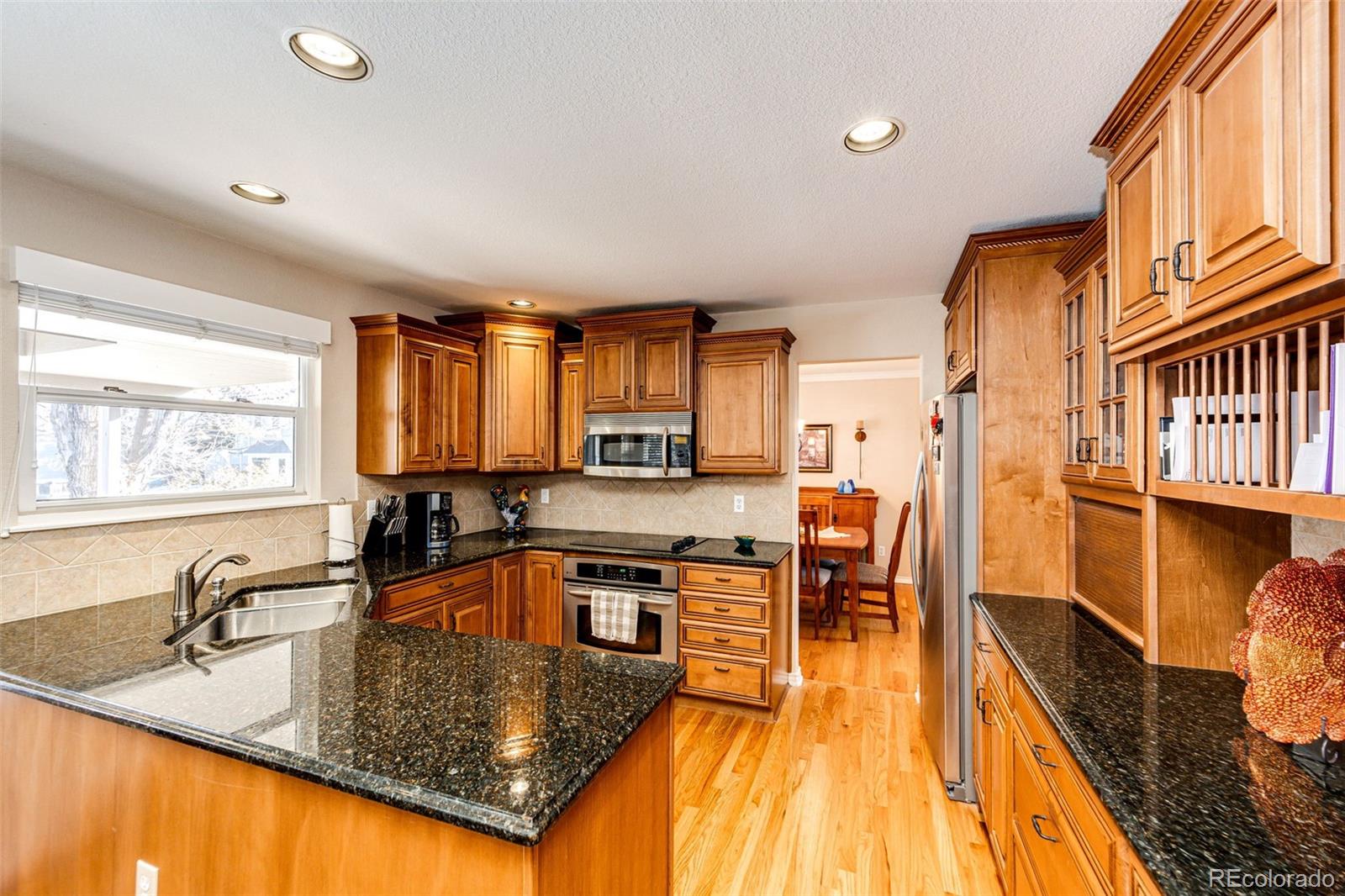 MLS Image #5 for 6454 s nelson way,littleton, Colorado