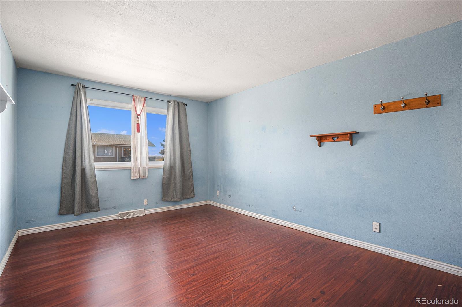 MLS Image #6 for 2277  coronado parkway d,denver, Colorado