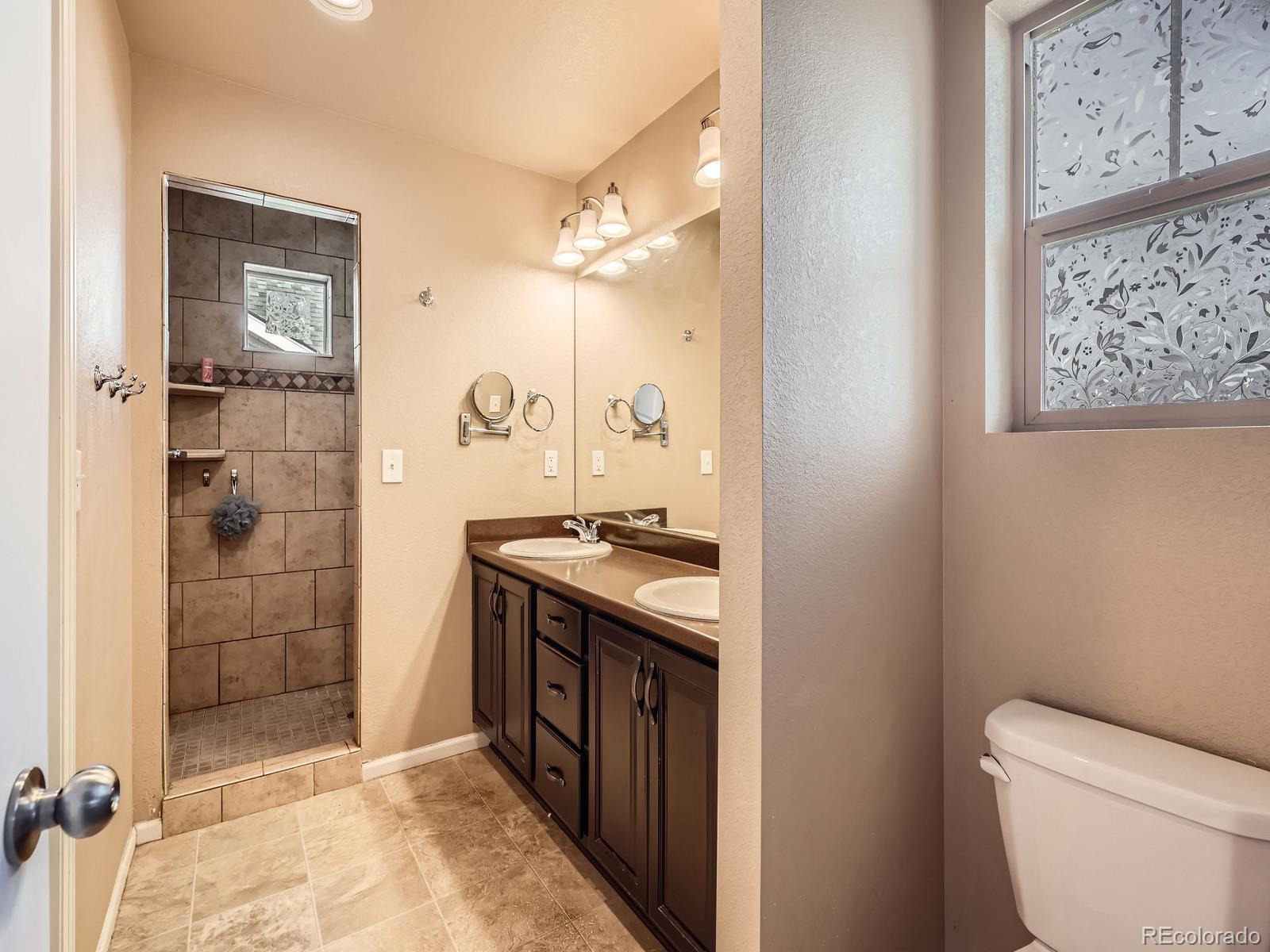 MLS Image #13 for 4468  walden way,denver, Colorado