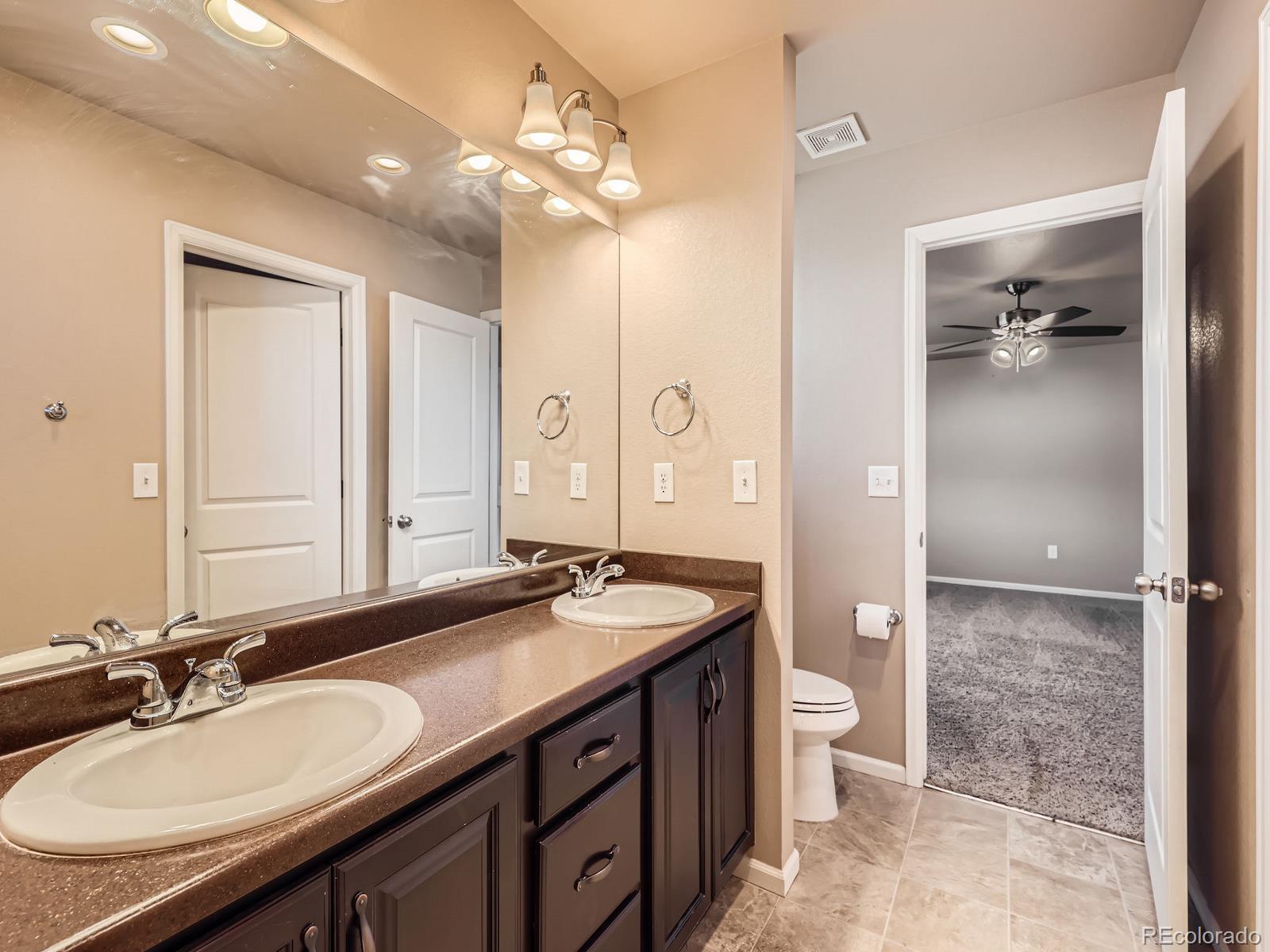 MLS Image #14 for 4468  walden way,denver, Colorado