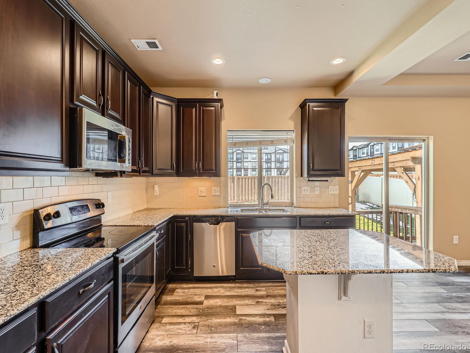 MLS Image #5 for 4468  walden way,denver, Colorado