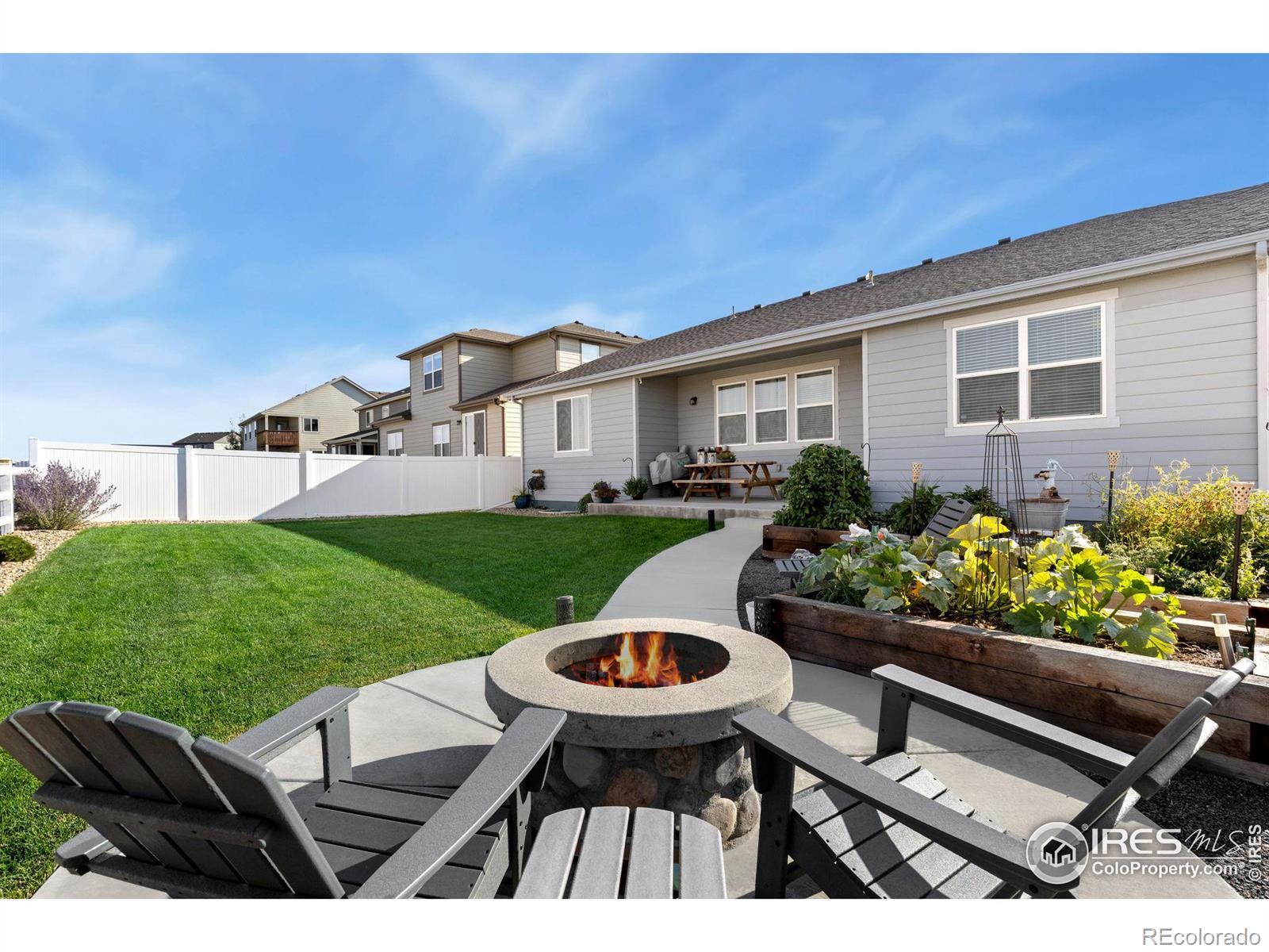 MLS Image #3 for 4860  romney lock drive,windsor, Colorado