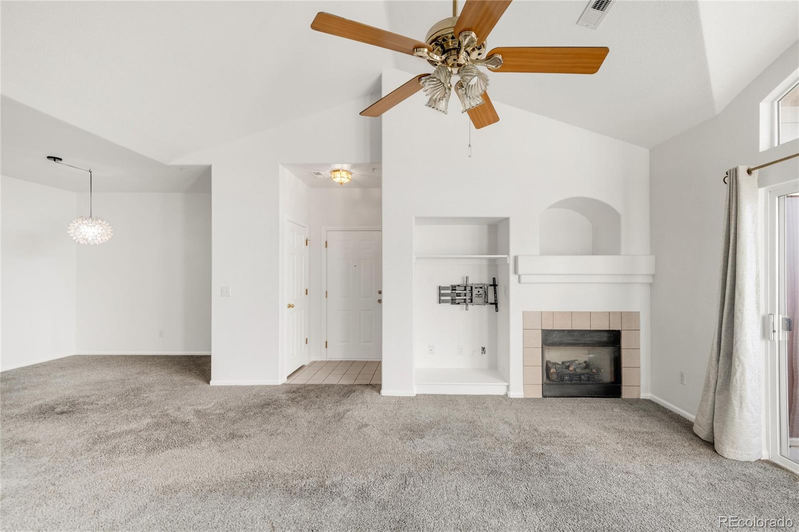 MLS Image #10 for 14221 e 1st drive,aurora, Colorado