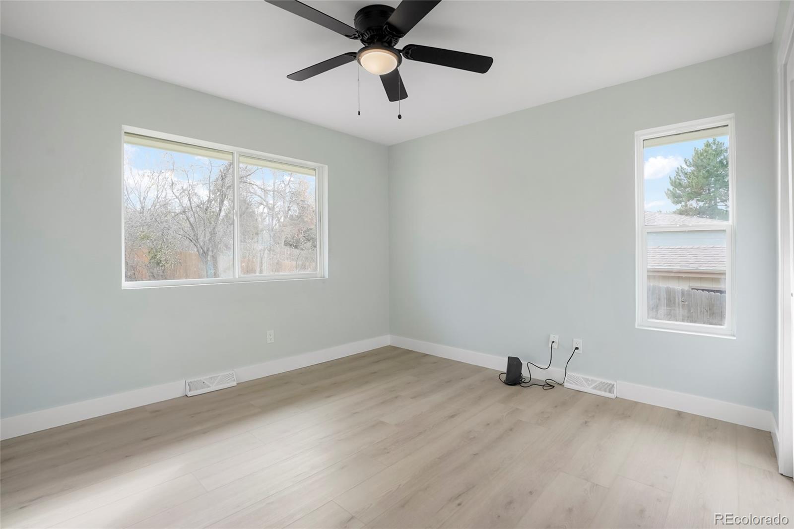 MLS Image #21 for 6926 e dickenson place,denver, Colorado