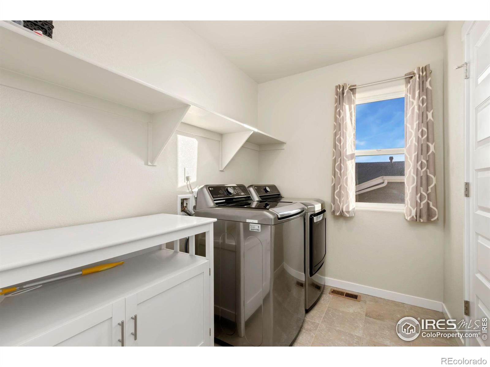 MLS Image #20 for 5340  chantry drive,windsor, Colorado