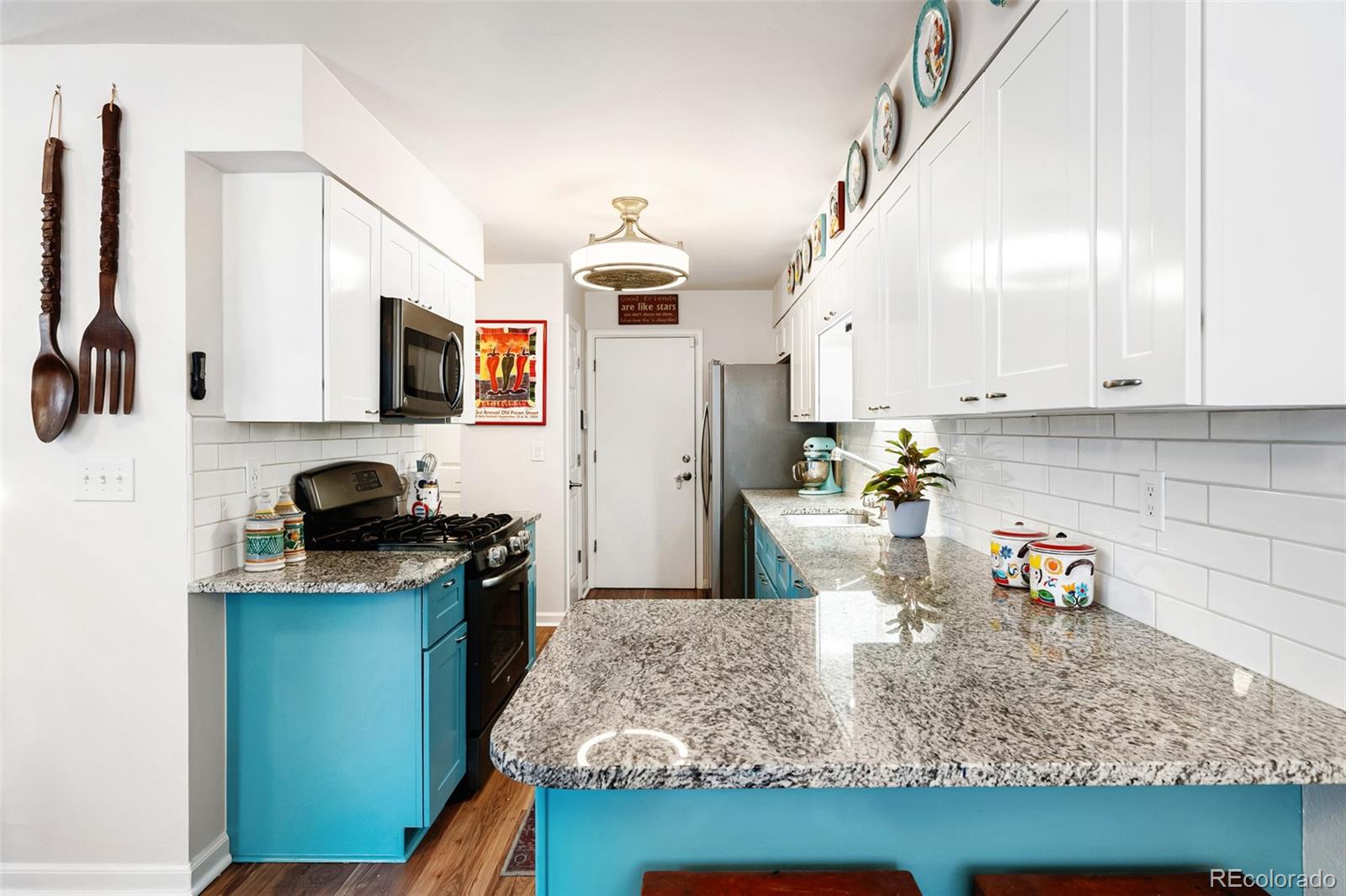 MLS Image #9 for 1582 s syracuse street,denver, Colorado