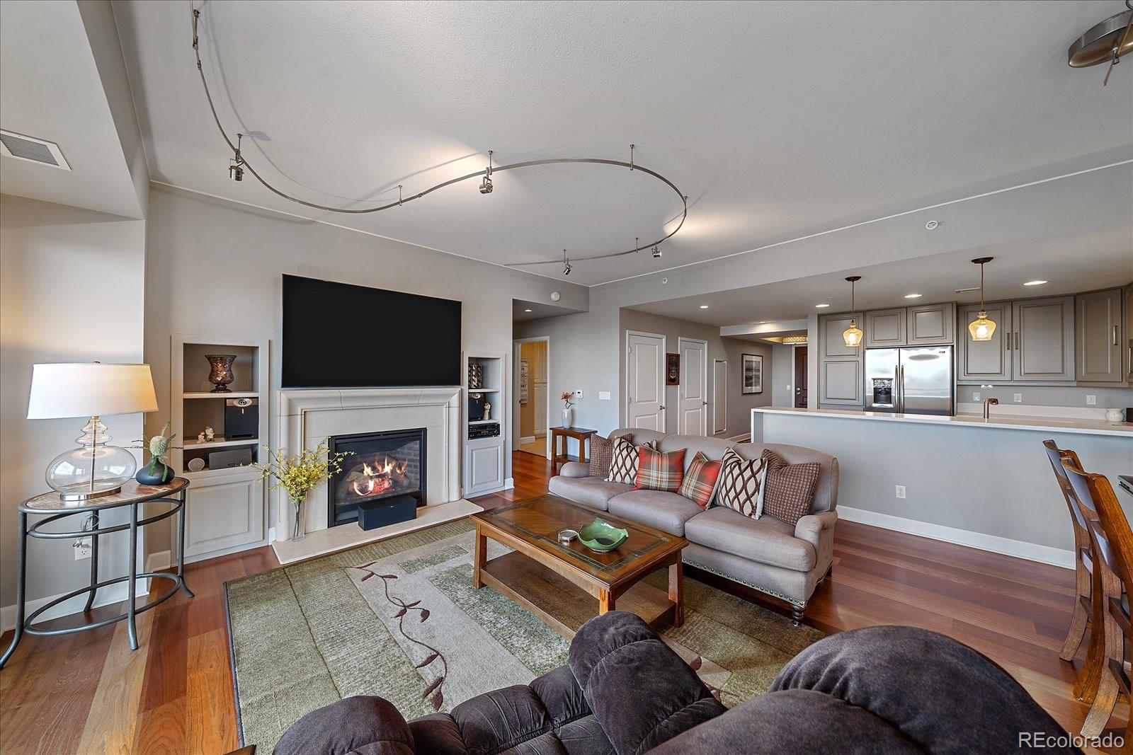 MLS Image #8 for 1650  fillmore street,denver, Colorado