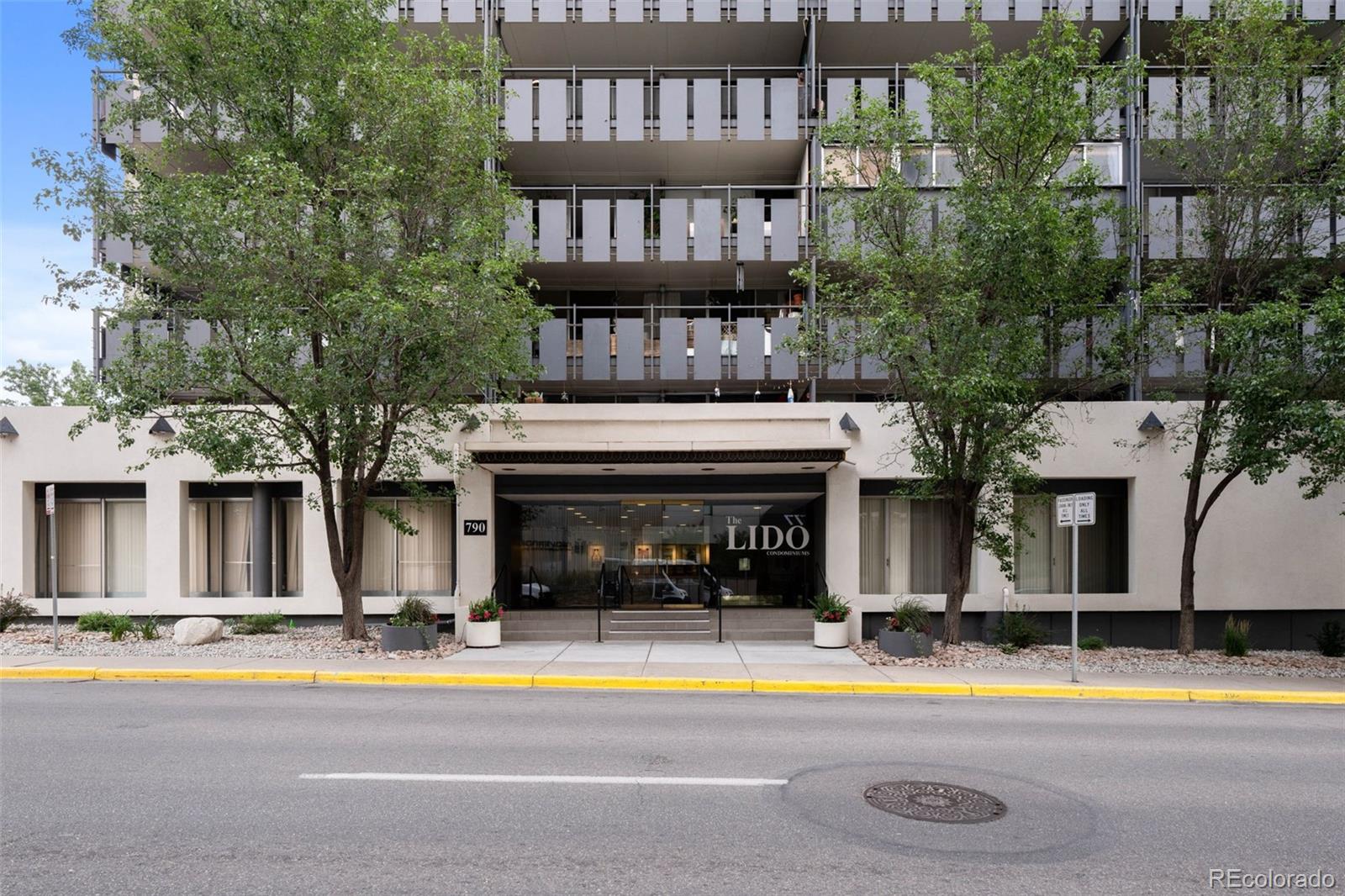 MLS Image #2 for 790 n washington street,denver, Colorado